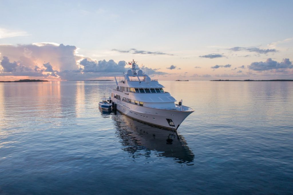 Superyacht in the ocean-Yacht Management-Kitson Yachts